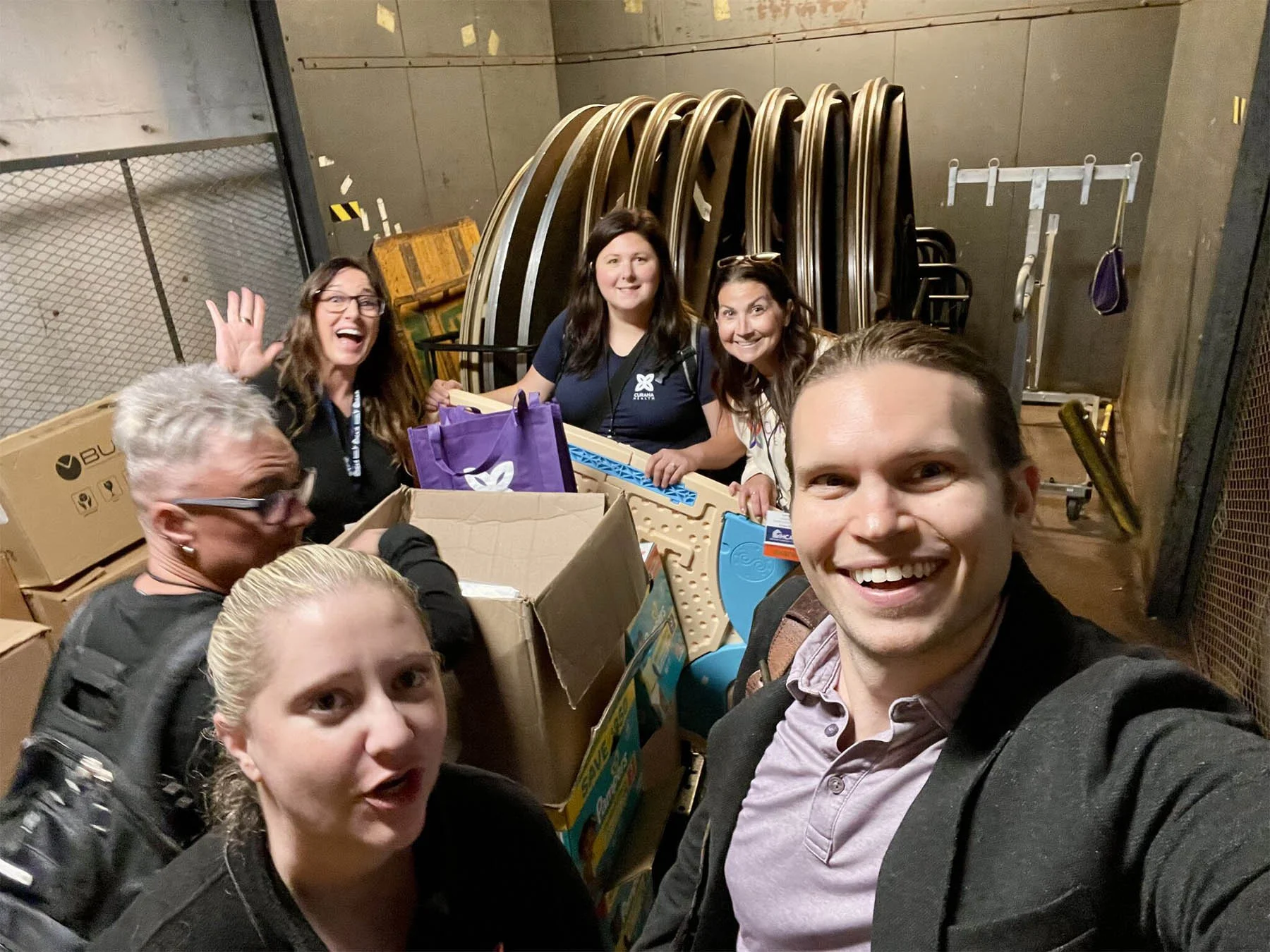 Curana team packing orders